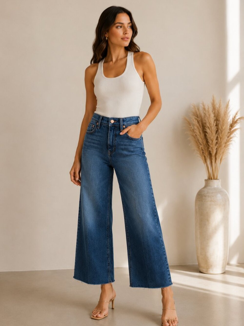 PISTOLA Penny Petite High Rise Wide Leg Jeans Size 25P Crop Raw Hem Medium Wash - Picture 1 of 9